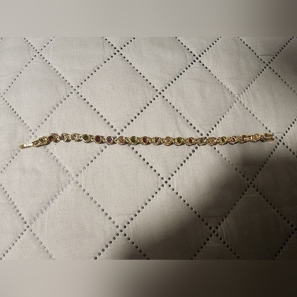 𝅺WOMEN'S Fashion  Multi-color Gemstones Bracelet - Picture 4 of 7